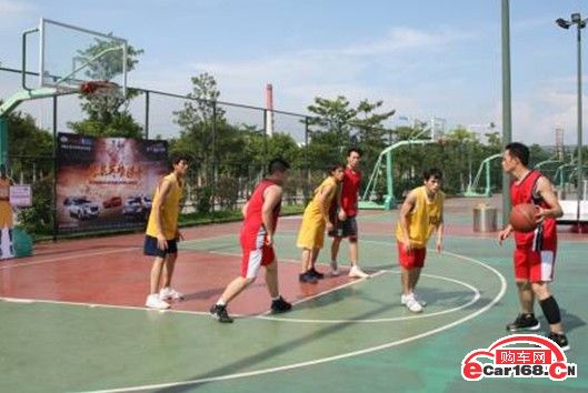  篮球名校邀请赛青春激情碰撞