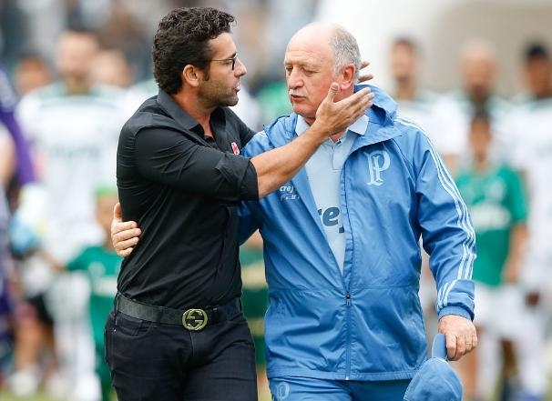  南美解放者杯决出冠军，巴西球队成功捧杯