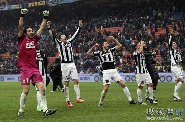  意甲争冠关键战，尤文图斯绝杀国米