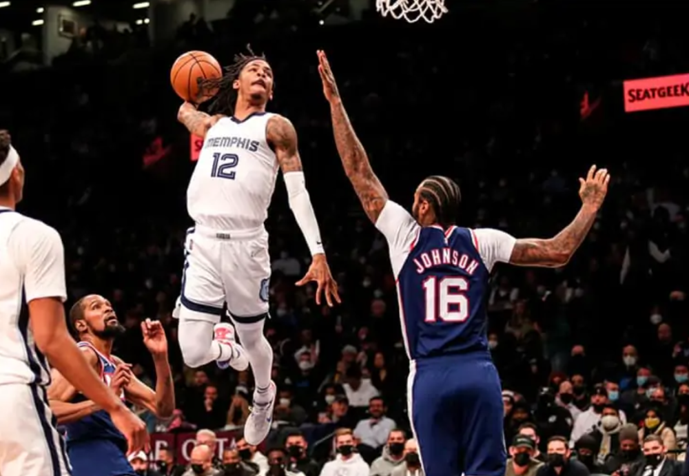  灰熊莫兰特闪电突破撕裂湖人防守