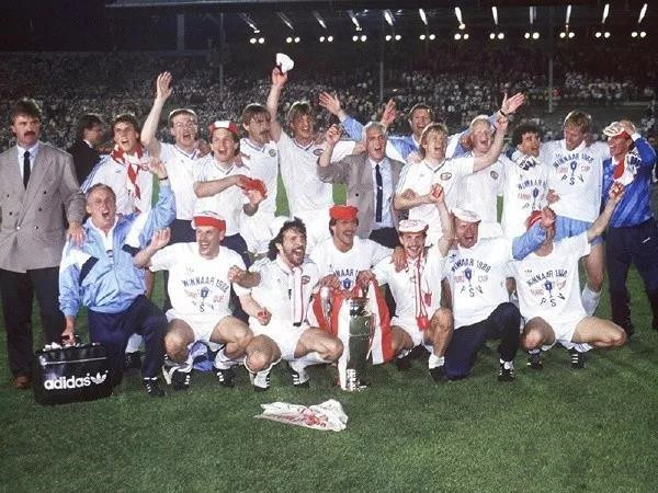  退役名宿回归，担任球队特别顾问