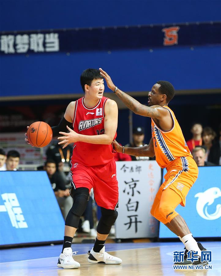  深圳马可波罗加时惜败于上海久事男篮